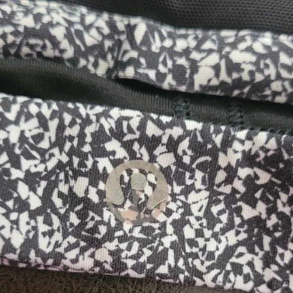 Lululemon Pavement Pusher - Picture 6 of 7